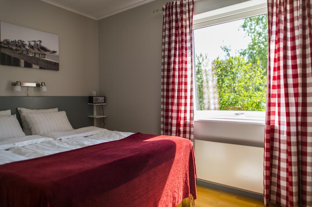 Hotell Sjoevillan Upplands-Väsby Eksteriør billede