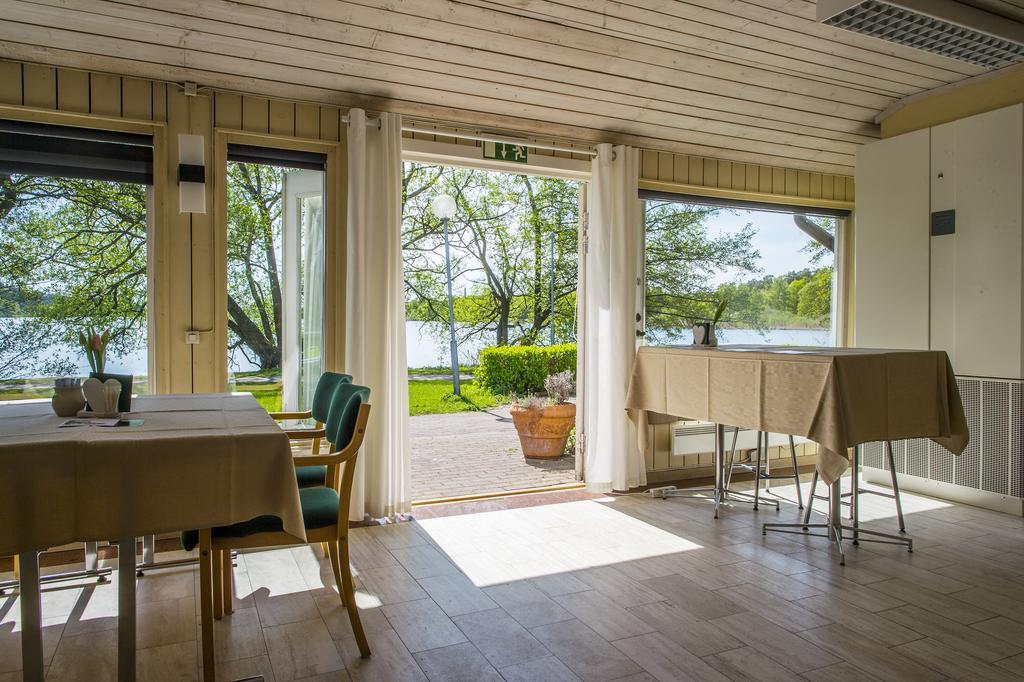 Hotell Sjoevillan Upplands-Väsby Eksteriør billede