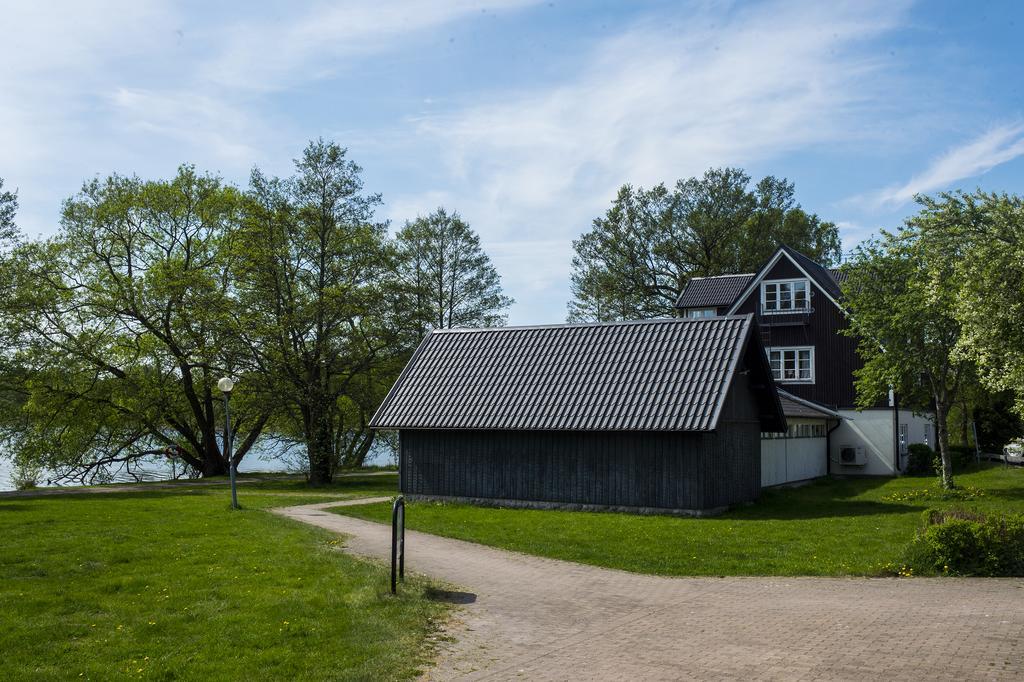 Hotell Sjoevillan Upplands-Väsby Eksteriør billede