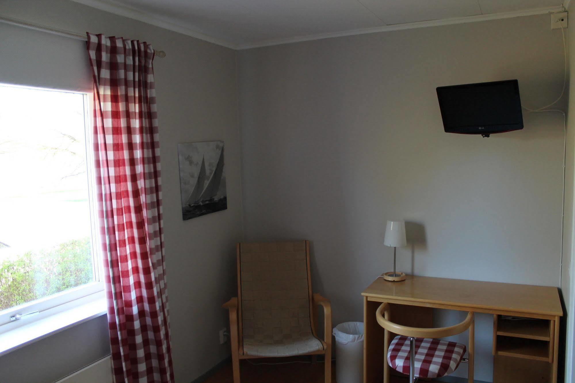 Hotell Sjoevillan Upplands-Väsby Eksteriør billede